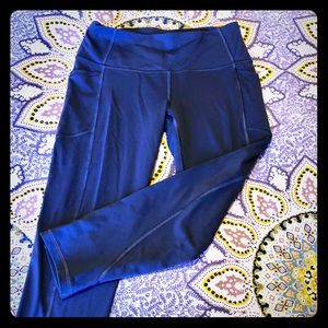 Victoria’s Secret Sport Capri in charcoal grey